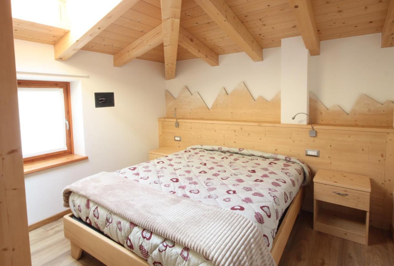 Casa Mirandola Montana Apartment Commezzadura Bagian luar foto