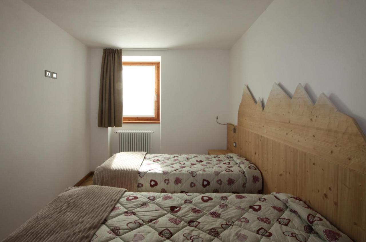 Casa Mirandola Montana Apartment Commezzadura Bagian luar foto